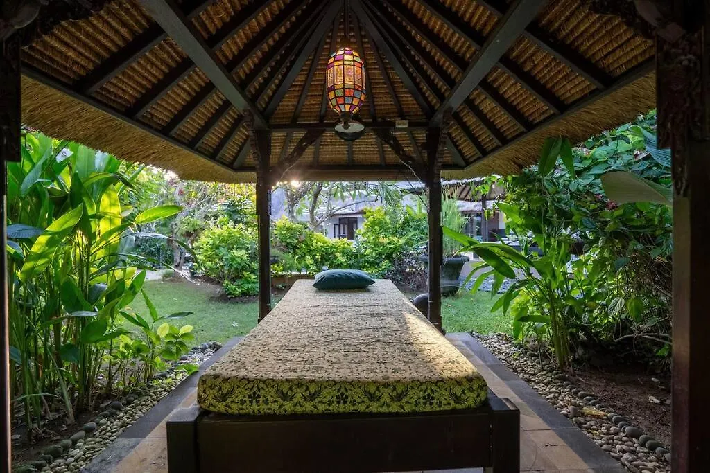 Stunning 4Br Oasis In Legian Villa