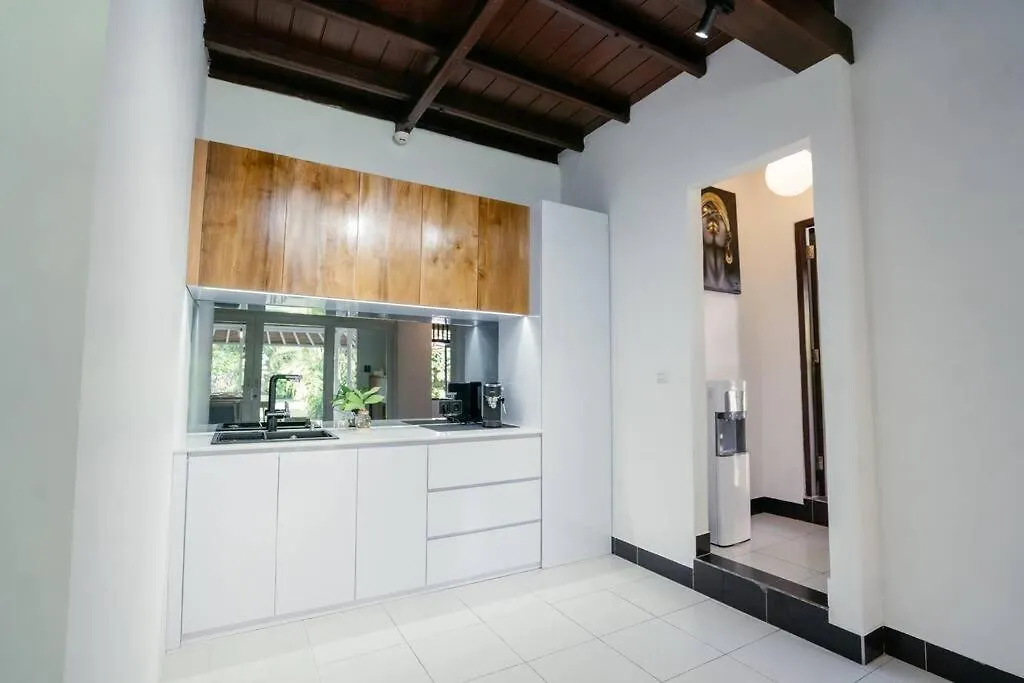 Stunning 4Br Oasis In Legian Villa