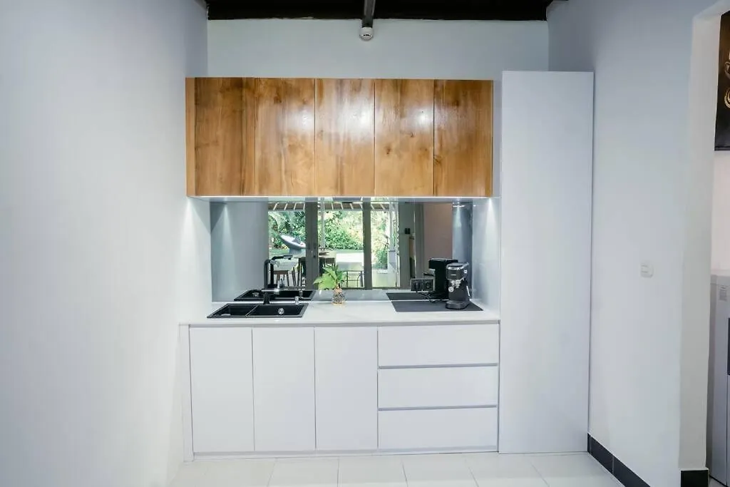 Stunning 4Br Oasis In Legian Villa Legian (Bali)