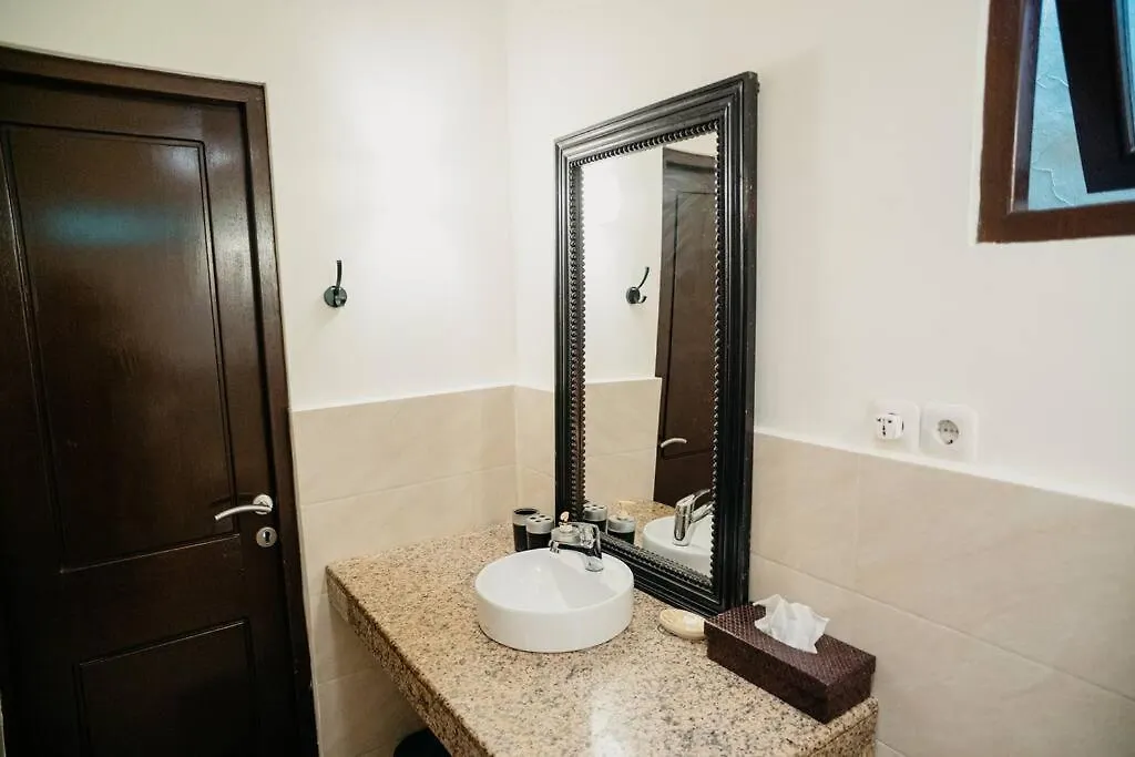 Stunning 4Br Oasis In Legian Villa