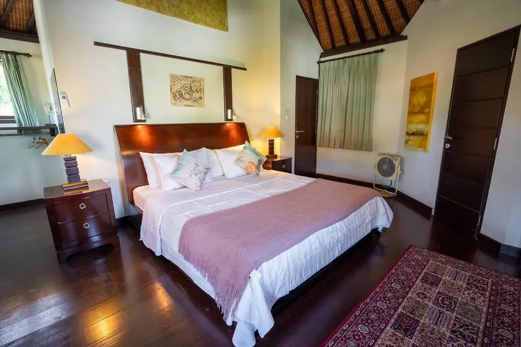 Stunning 4Br Oasis In Legian Villa