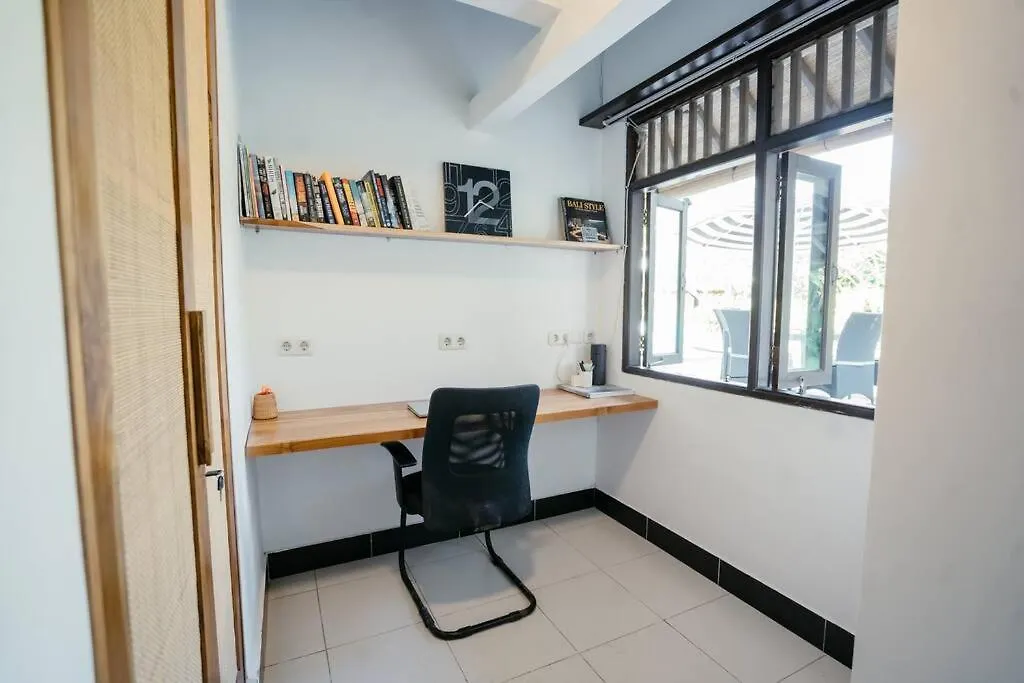 Stunning 4Br Oasis In Legian Villa Legian (Bali)