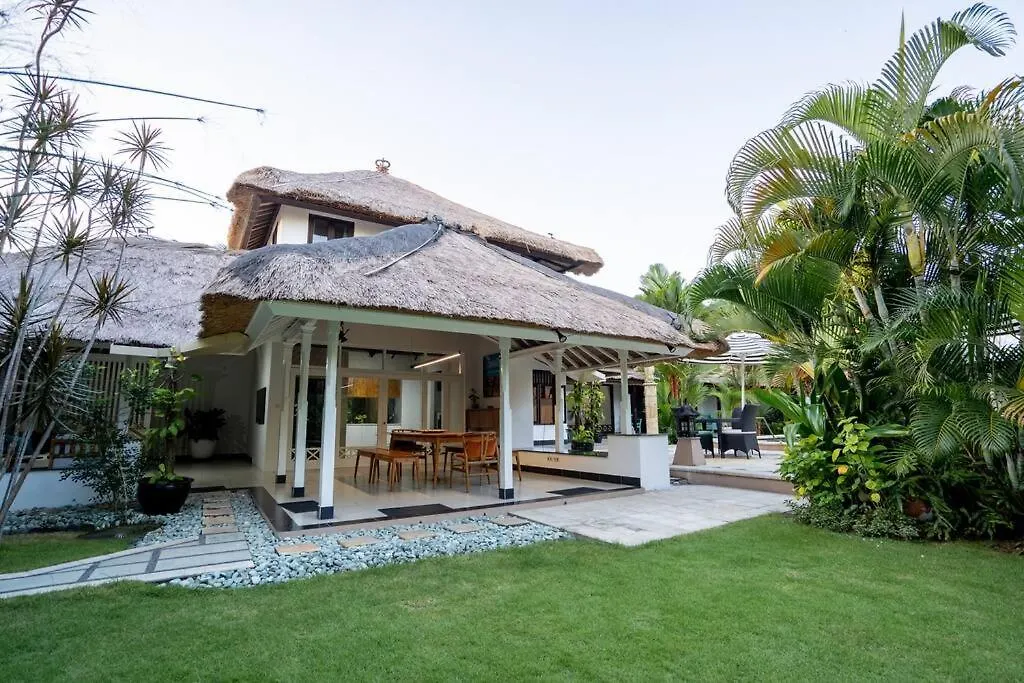 Stunning 4Br Oasis In Legian Villa Legian (Bali)